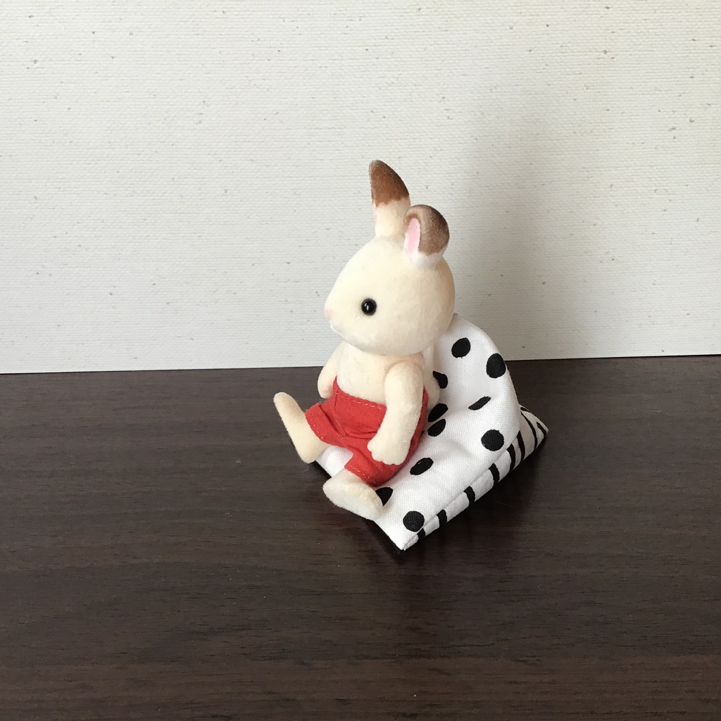 ドール用 座れる 三角ビーズクッション ソファ