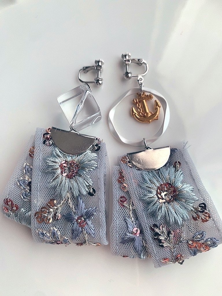 NIJI_EN　Petra Gurin　イメージアクセサリー