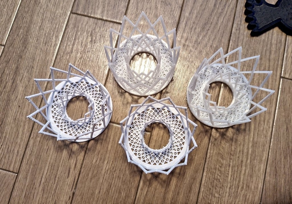 3Dプリンタを用いたロボット(ハルモニア)のパーツ(ジャンク)