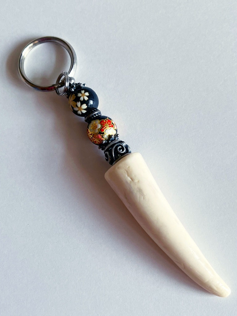 エゾ鹿の角を使ったアクセサリー