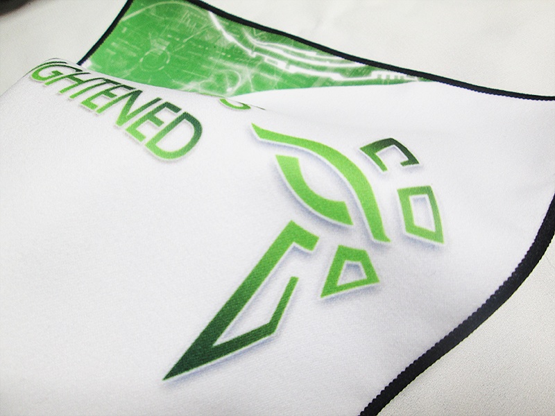 ハンドタオル INGRESS エンライテンド専用 マイクロファイバー(スウェードタイプ:なめらか) 約20×20cm