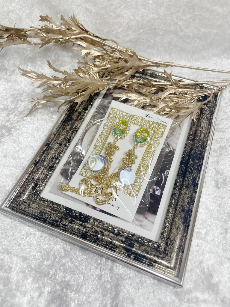𝐎𝐫𝐢𝐞𝐧𝐬 イメージ earring&pierce