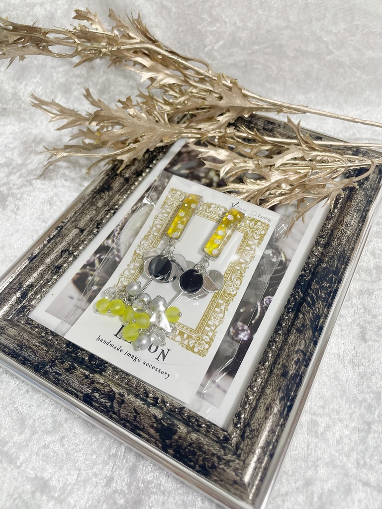 𝐎𝐫𝐢𝐞𝐧𝐬 イメージ earring&pierce