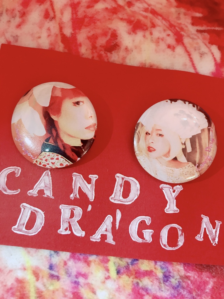 🔥はぐれしずく純情派😎にっこり😄にこっと😊しずくバッジ2個セットーっ😆