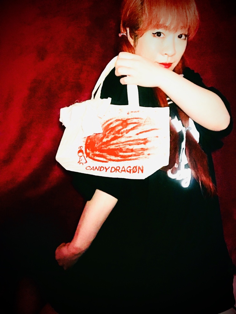 ð¥Œç§å¯ãã»Uãæåºå°ð¥Œäžæè°ã®å
ã¯ä¿¡ããè
ã«ããå°ããªããã¢ããŒã£ð¥ããããŒãããã°ðâšåãã®èµ€ãçŸœæ ¹ã¯ç¡éã®åâšæ°é1ð³âš