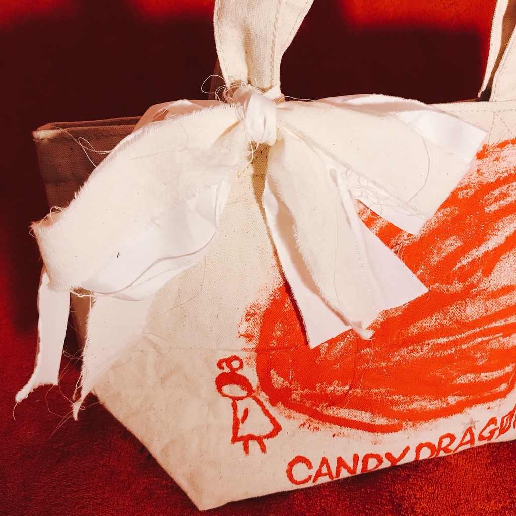 ð¥Œç§å¯ãã»Uãæåºå°ð¥Œäžæè°ã®å
ã¯ä¿¡ããè
ã«ããå°ããªããã¢ããŒã£ð¥ããããŒãããã°ðâšåãã®èµ€ãçŸœæ ¹ã¯ç¡éã®åâšæ°é1ð³âš