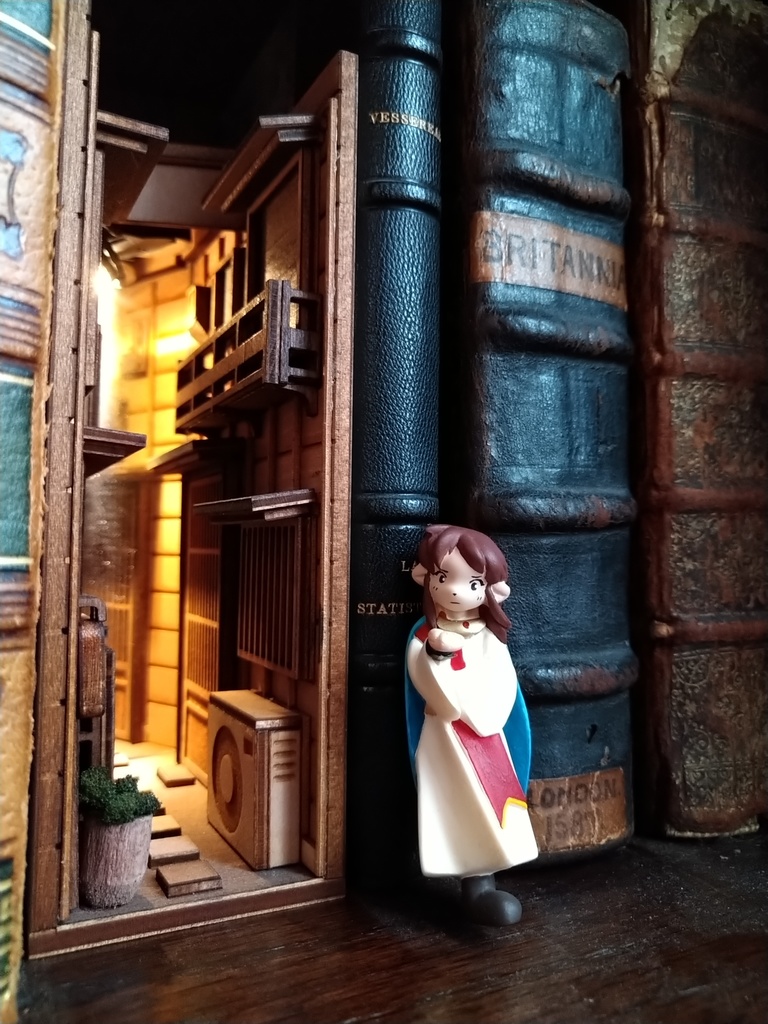 ミニフィギュア「モタレルちゃん」