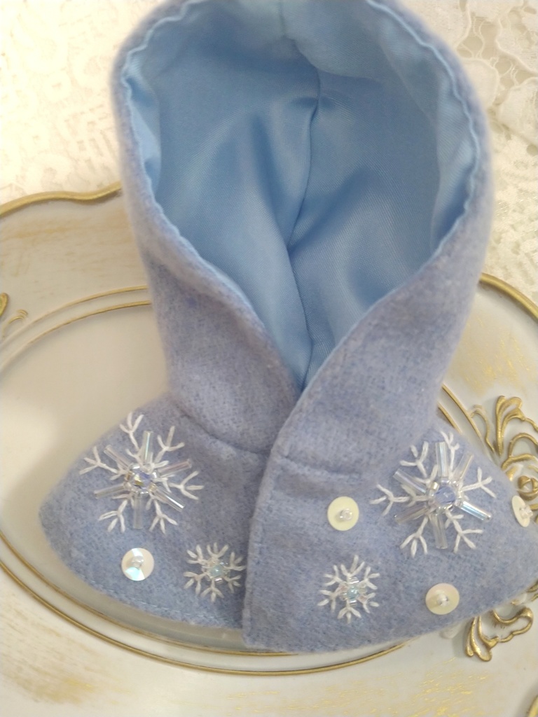雪の結晶ケープ(12センチぬい用)