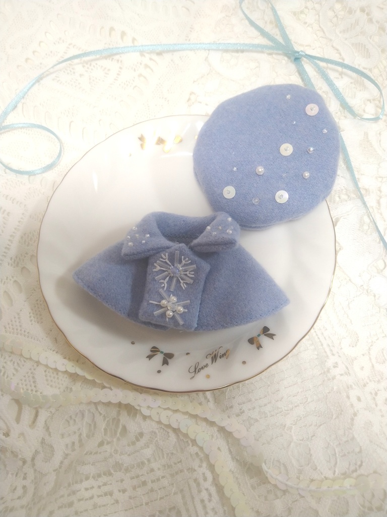雪の結晶ケープ(12センチぬい用)