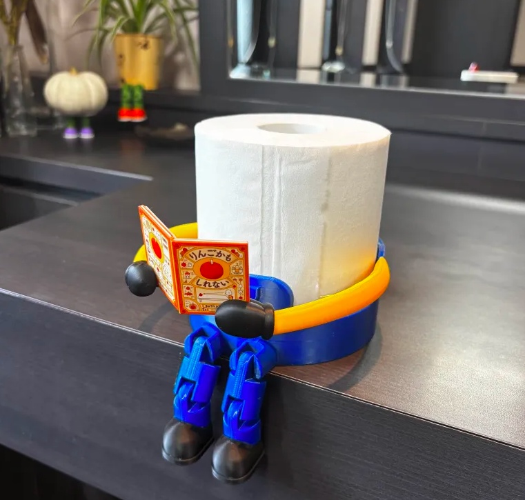 読書中のトイレットペーパーホルダー(3Dプリントデータ) Reading Time Toilet Paper Holder – STL Data