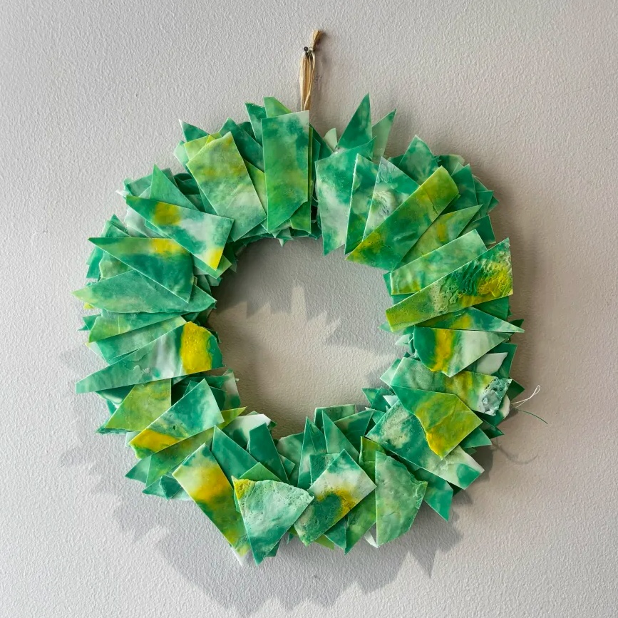 Poopアップサイクル｜カラフルリース 直径約21cm