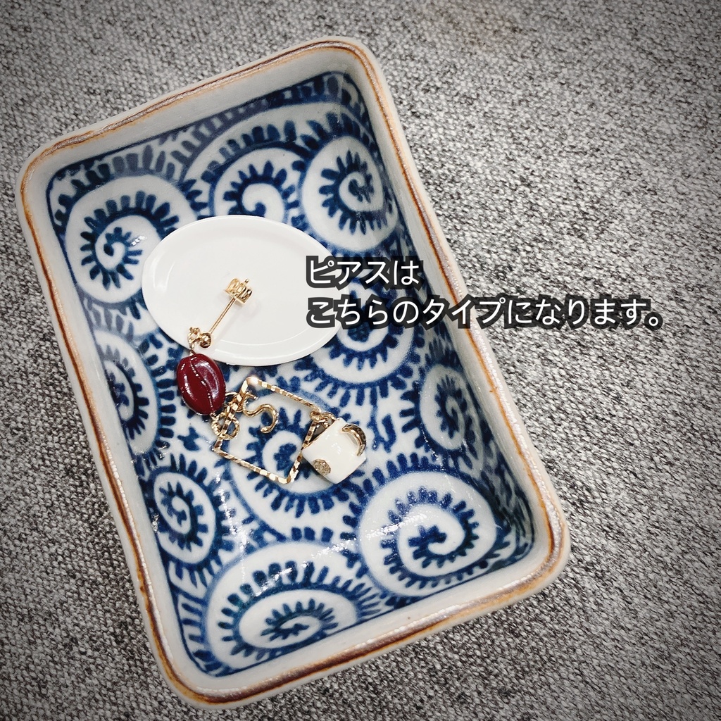 白黒カップのコーヒーイヤリング/ピアス