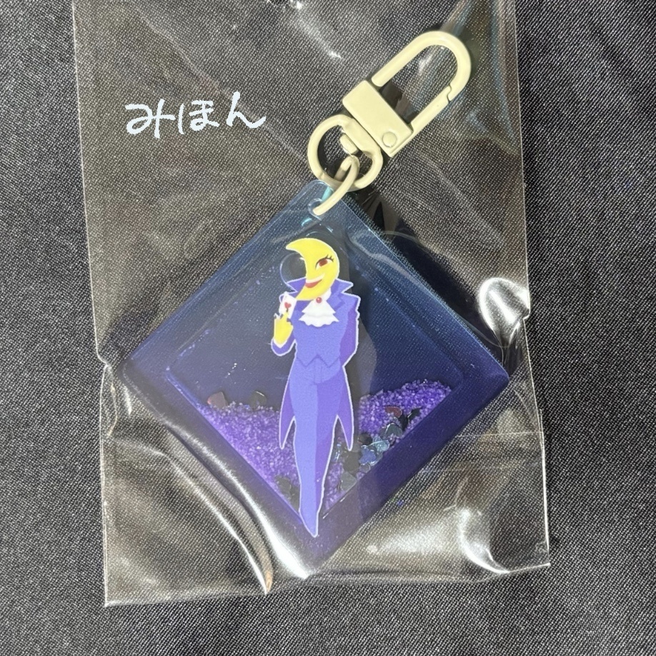 月顔のグリッターオイルアクキー