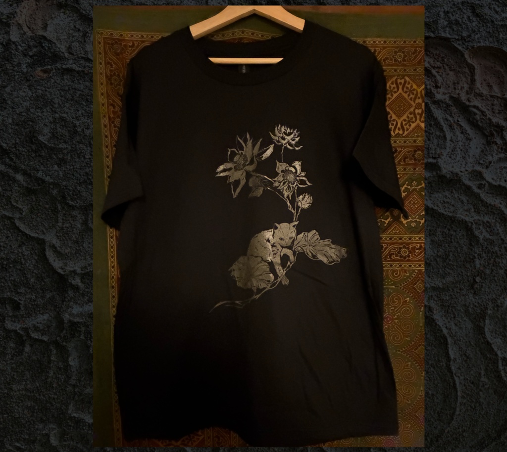 遊猫蓮布　Tシャツ