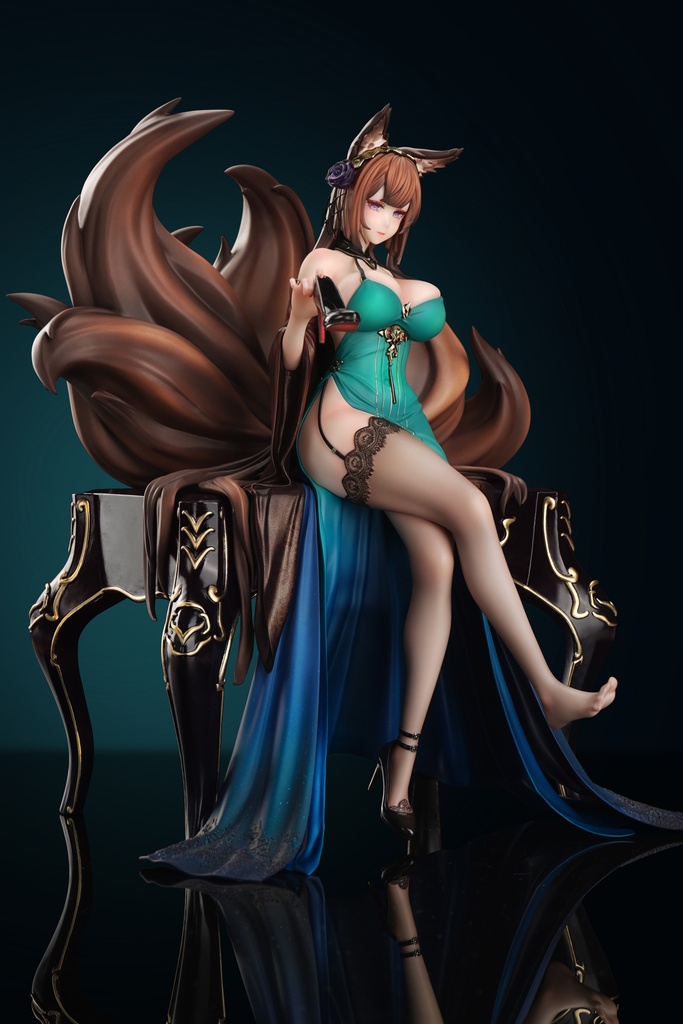 【受注生産】アズールレーン 天城(空母) 玉座落鸞