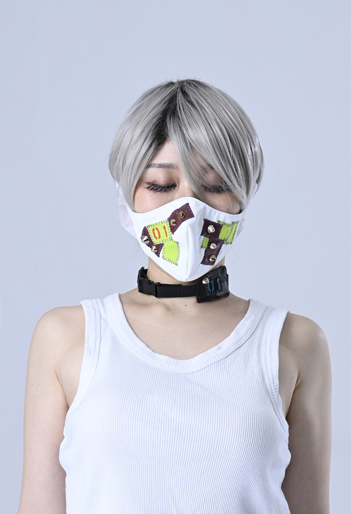 D.L.F. CHOKER