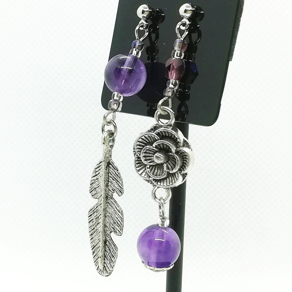 送料込=アメジスト☆チタンポスト☆アシンメトリーピアス