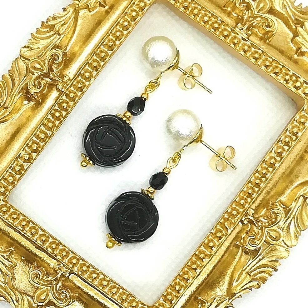 送料込=オニキス薔薇&コットンパール☆ピアス