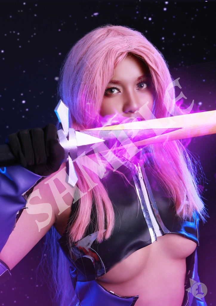 LCH 001 - Makai Kishi Ingrid Cosplay Photobook