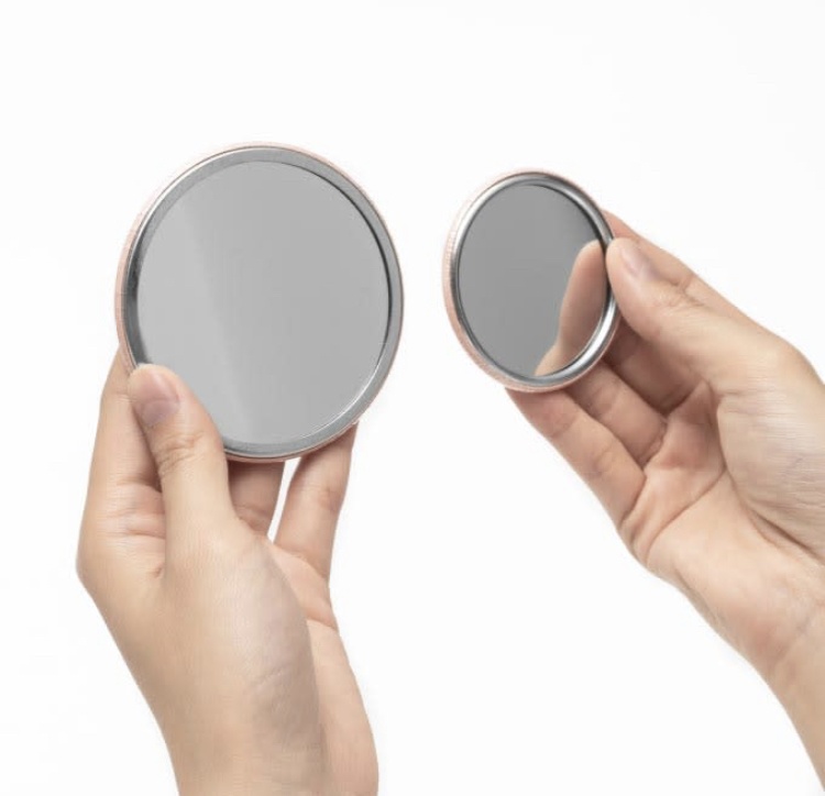 BALLET COSTUMES MIRROR