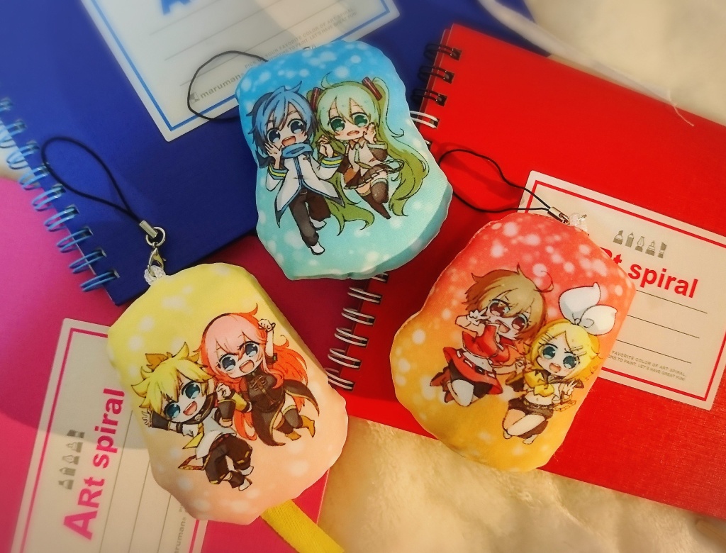 ふわむちくりぷとんずクッションキーホルダー