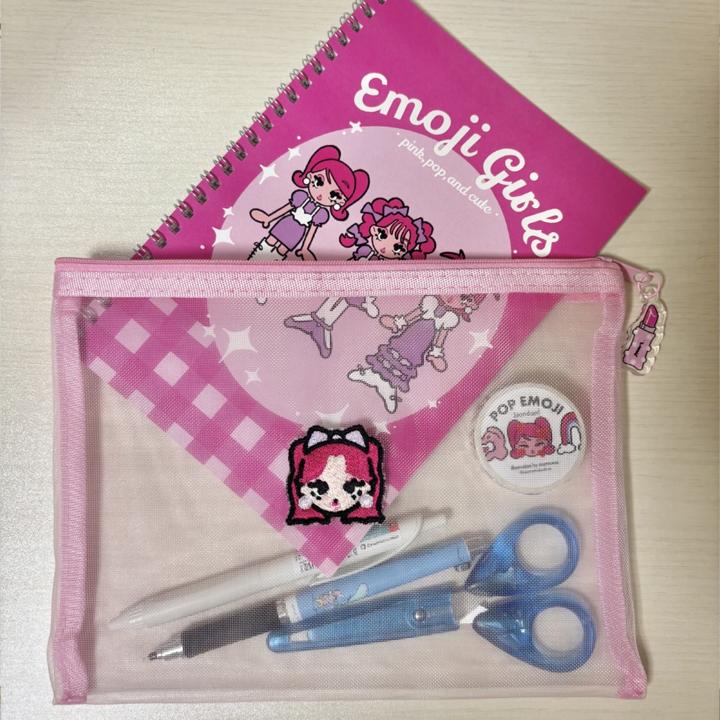 刺繍メッシュポーチ