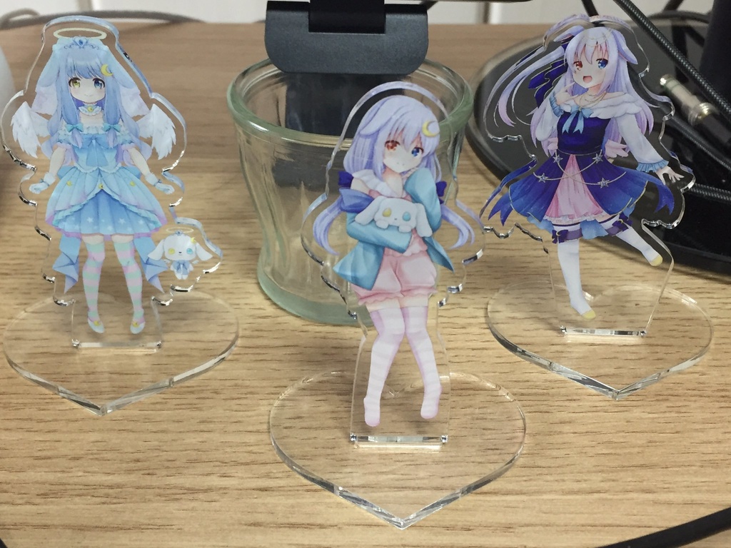 アクリルスタンド3種　数量限定各種販売（夜空ドレス・パジャマ・天使）