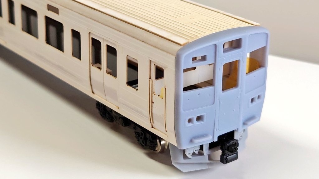 1/80 211・719系前面、スカートパーツ