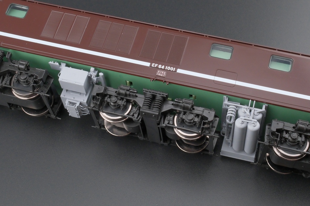 1/80　EF64-1000　床下機器・ATS車上子