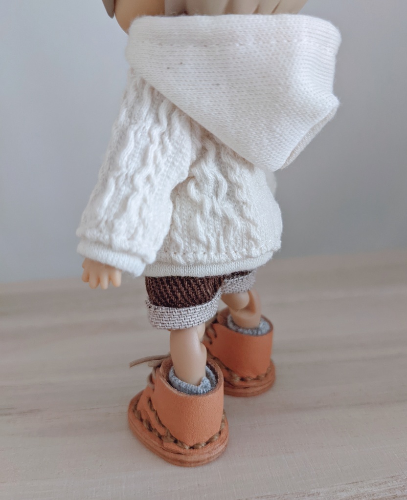 ぽんぽんパーカー