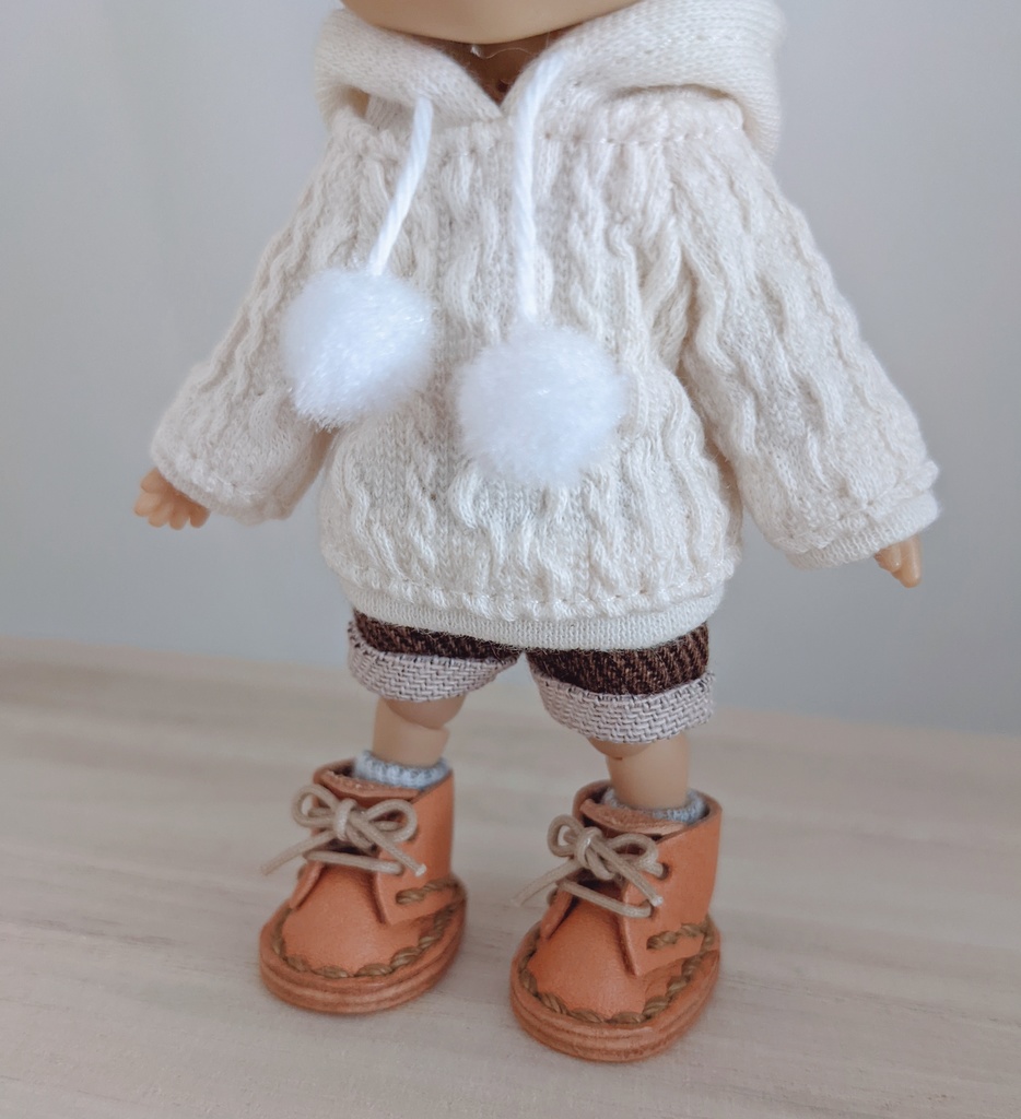 ぽんぽんパーカー