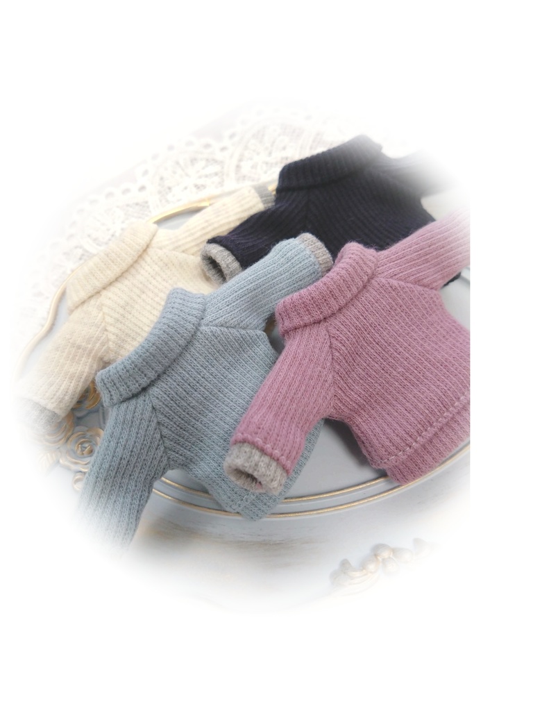 リブタートルニット