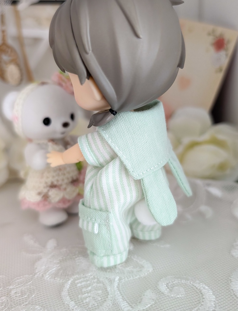 うさぎさんのオールインワン