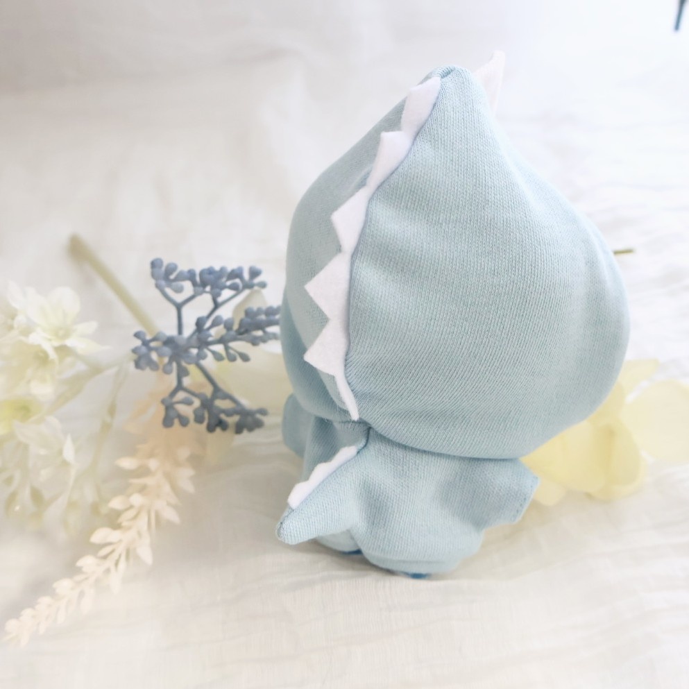 ぬいりゅうパーカー