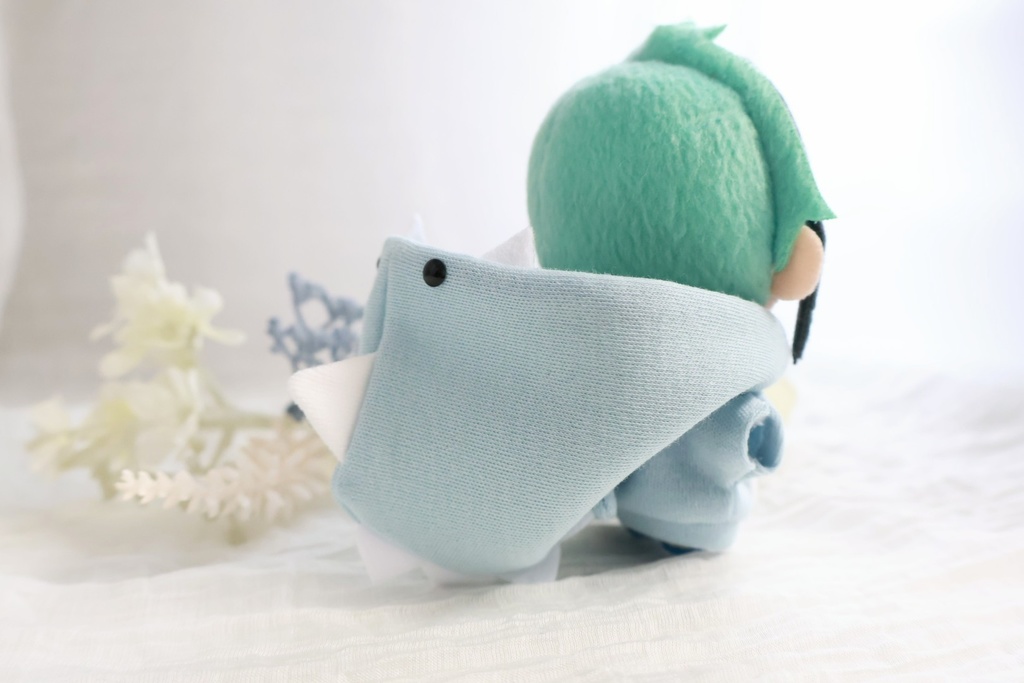 ぬいりゅうパーカー