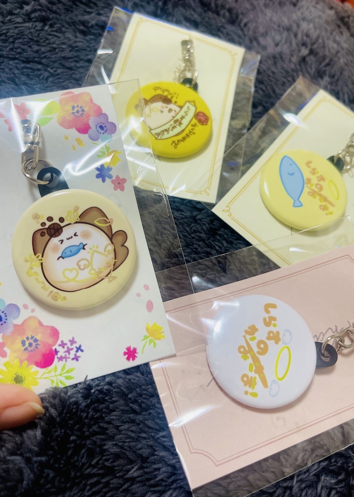 しらすの缶バッジキーホルダー NO.1おしらすロゴ