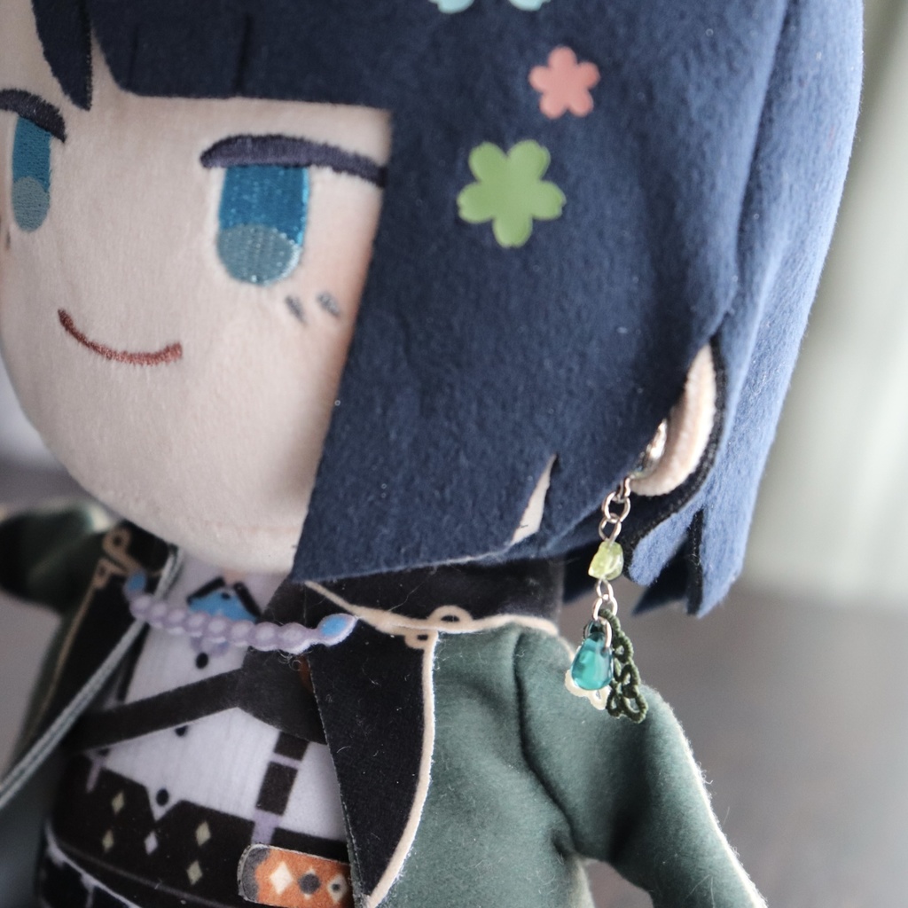 わんぱくと審神者のお揃いアクセサリー(江)