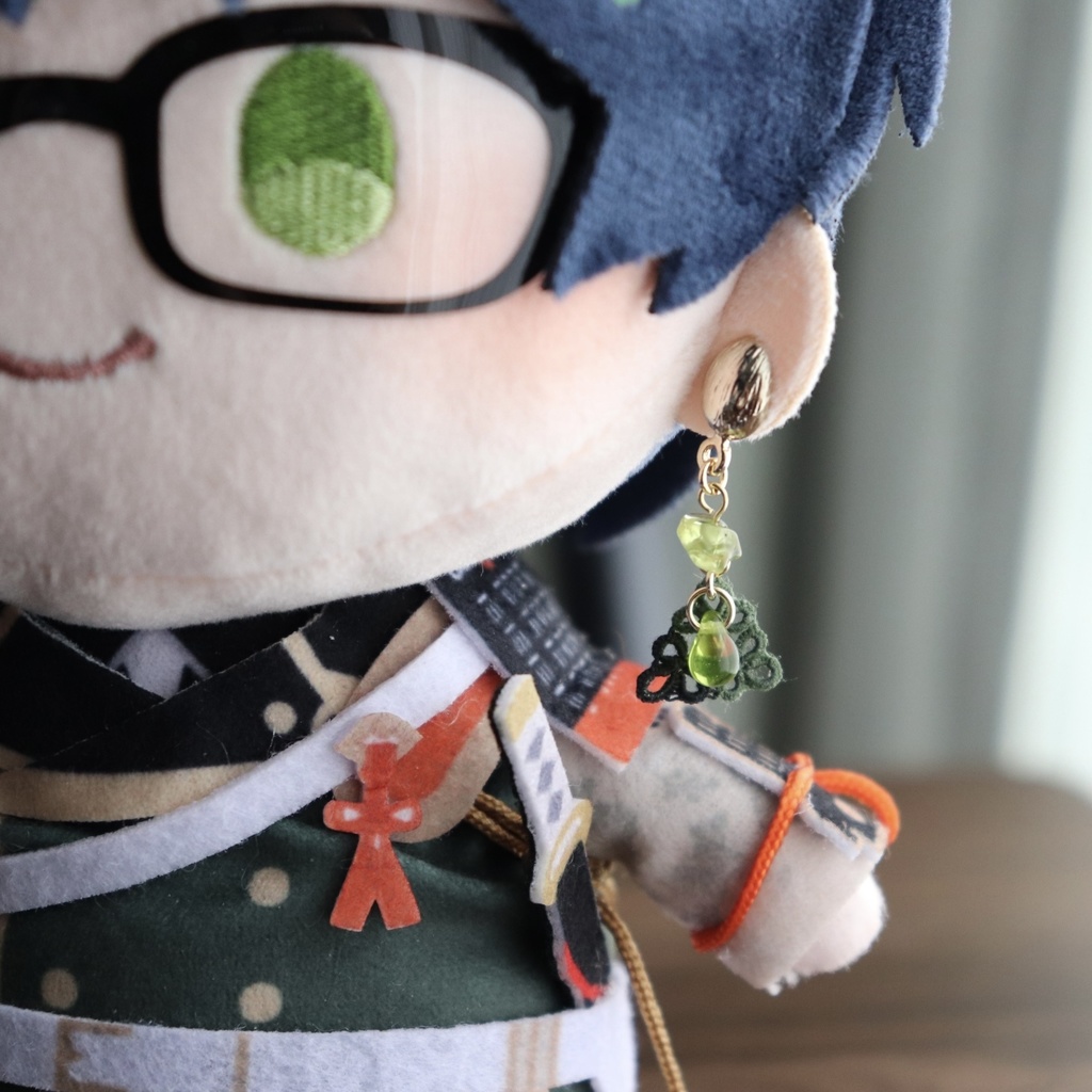 わんぱくと審神者のお揃いアクセサリー(江)