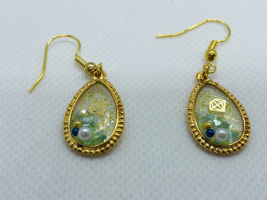 ダイヤのA イメージピアス