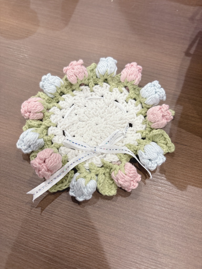 ドールが座れるお花のコースター🌸ピンク×紫