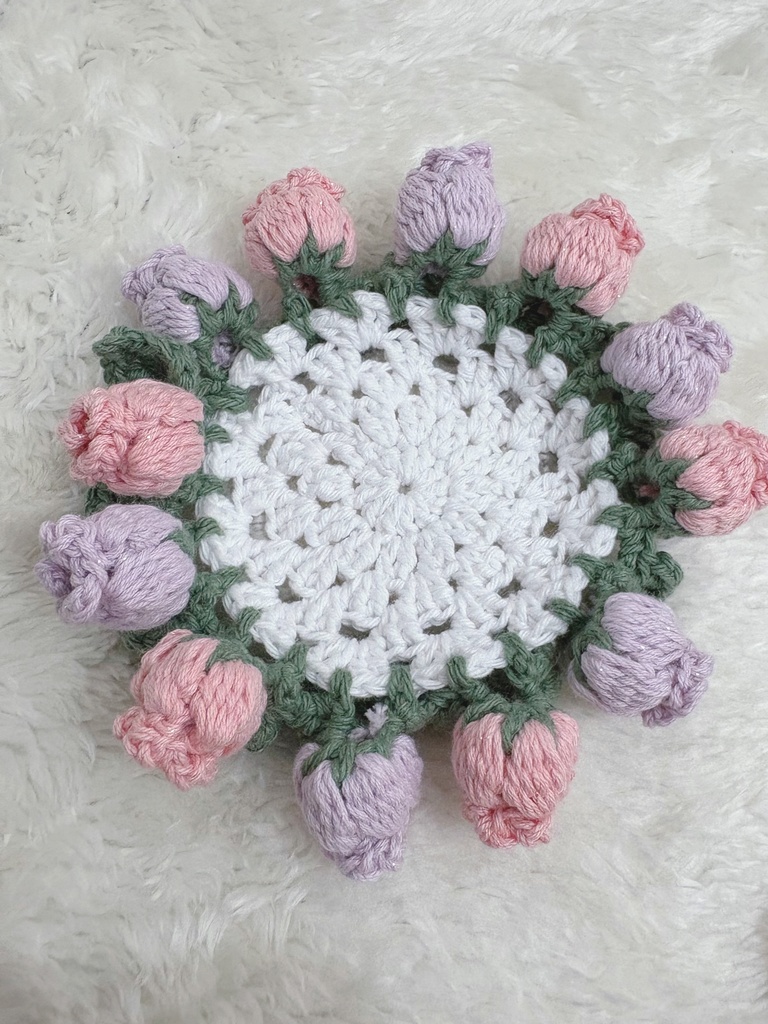 ドールが座れるお花のコースター🌸ピンク×紫