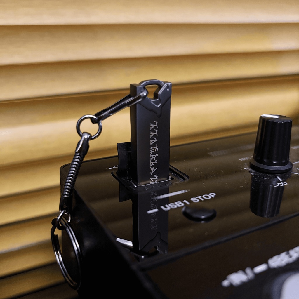 LOST TECH Premium USB Bundle