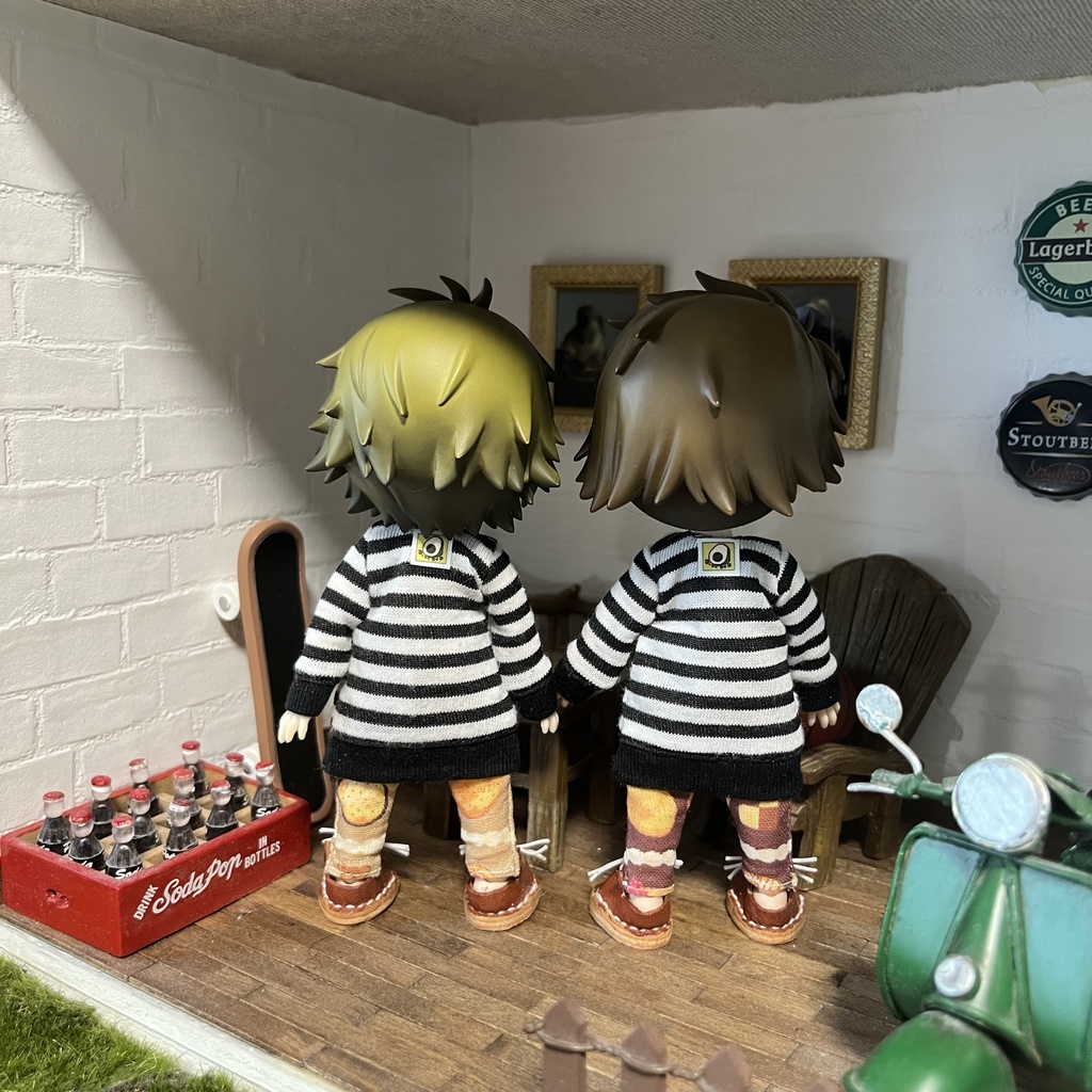 しましま目玉Tシャツ(真ん中目玉)