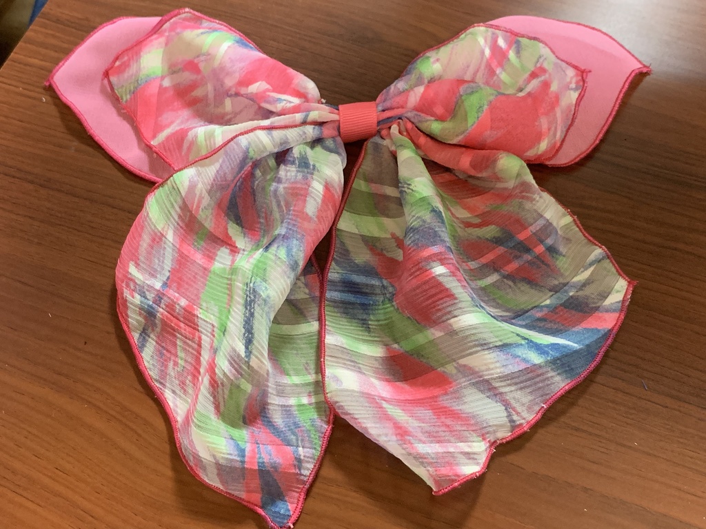 シフォン生地のリボン