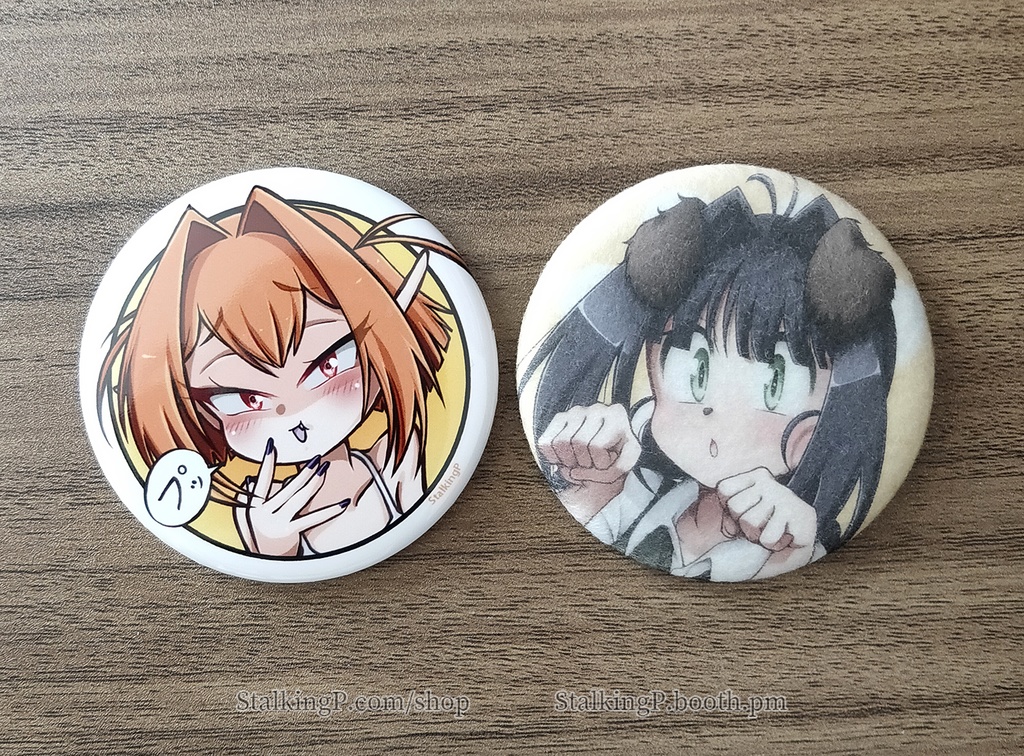 犬ロミナ ふさふさ桃肌缶バッジ | Dog Romina fluffy can badge