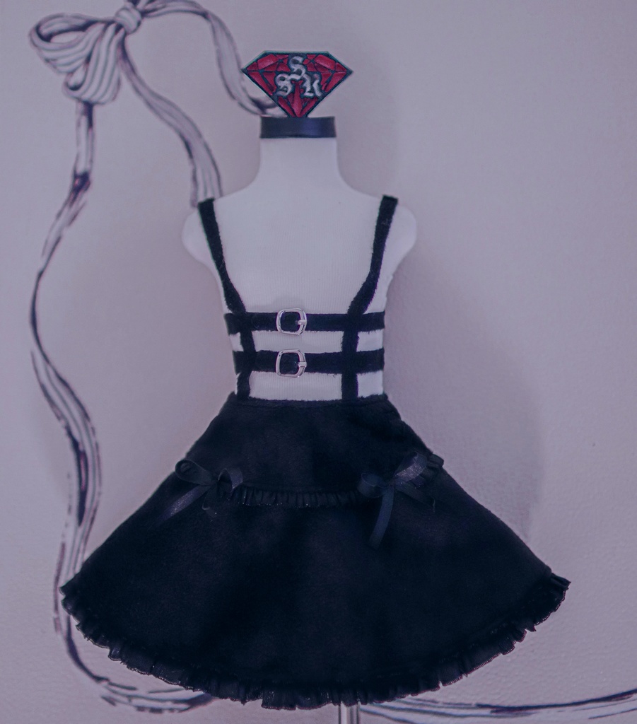 ✟量産型ʚ♡ɞハーネスフリルスカート✟
