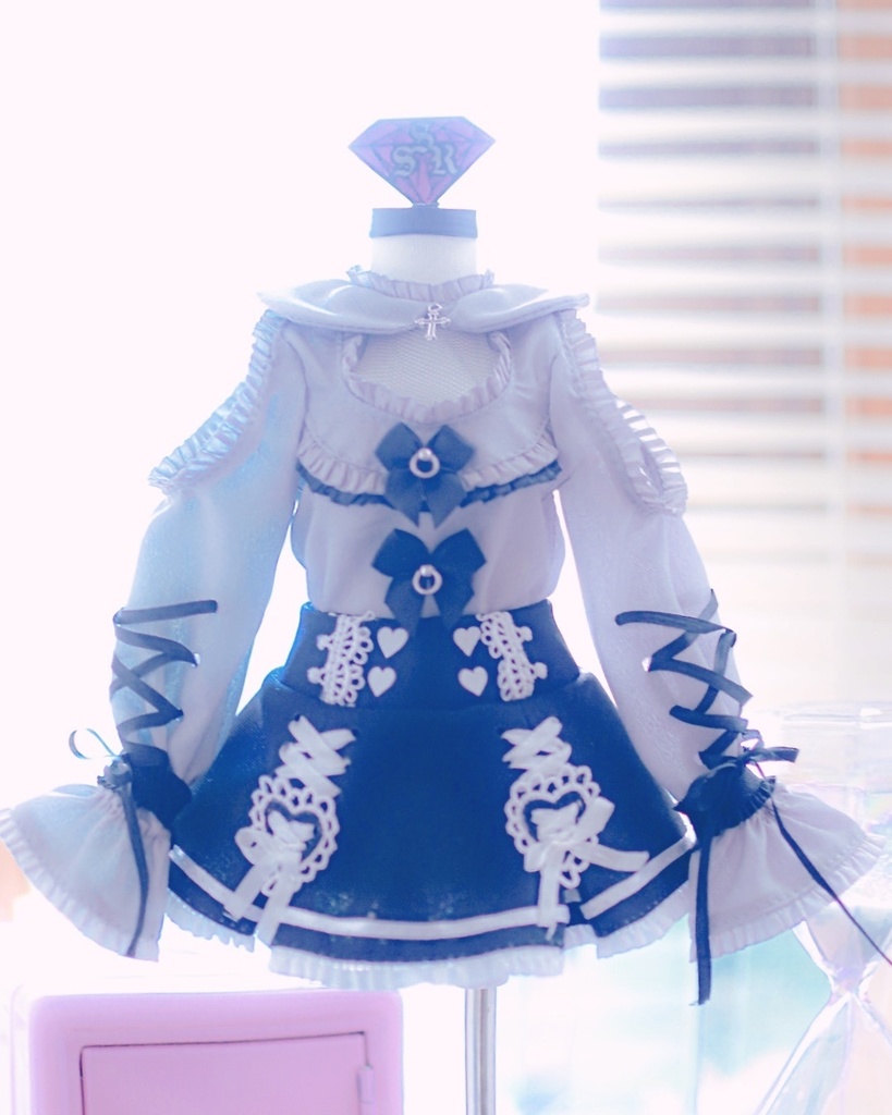 ××カタあき〇フリルトップス××(グレー/ブラック)