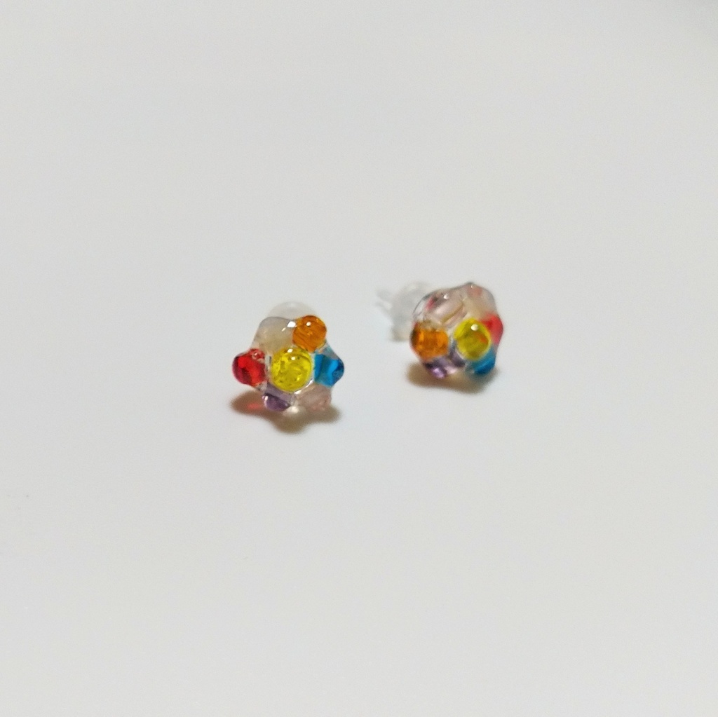 7色のお花のピアス