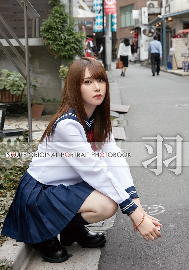 送料込『羽』脳て紙媒体ポートレート写真集