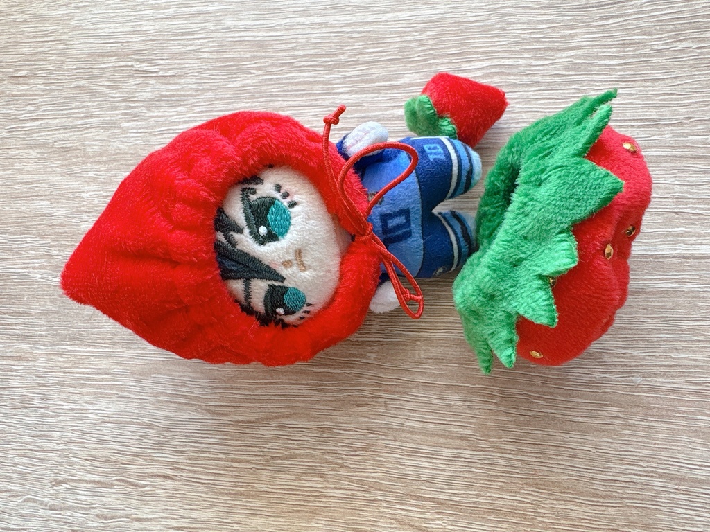 ほわぬいなりすまし(8㎝フルーツおようふく)